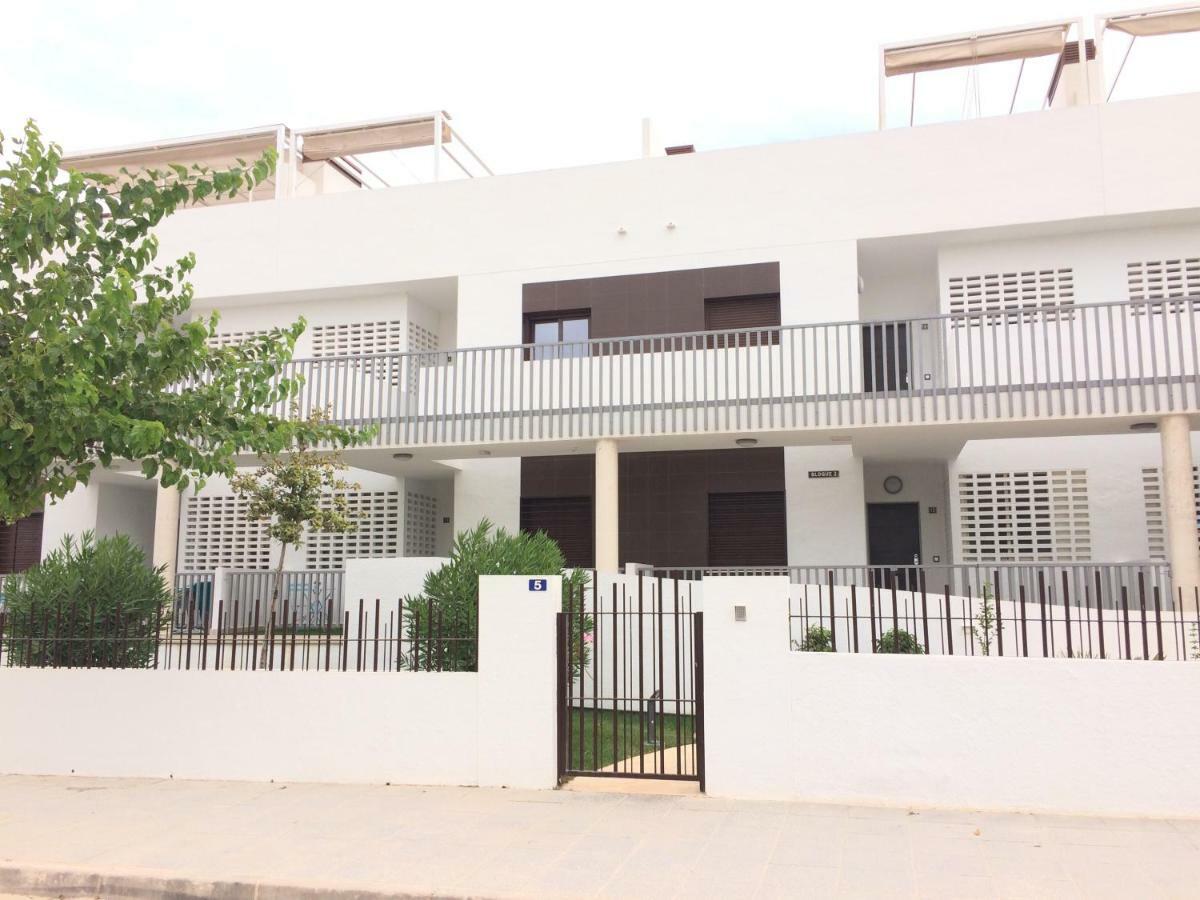 Exclusive New Apartment On The Beach Pilar de la Horadada Εξωτερικό φωτογραφία