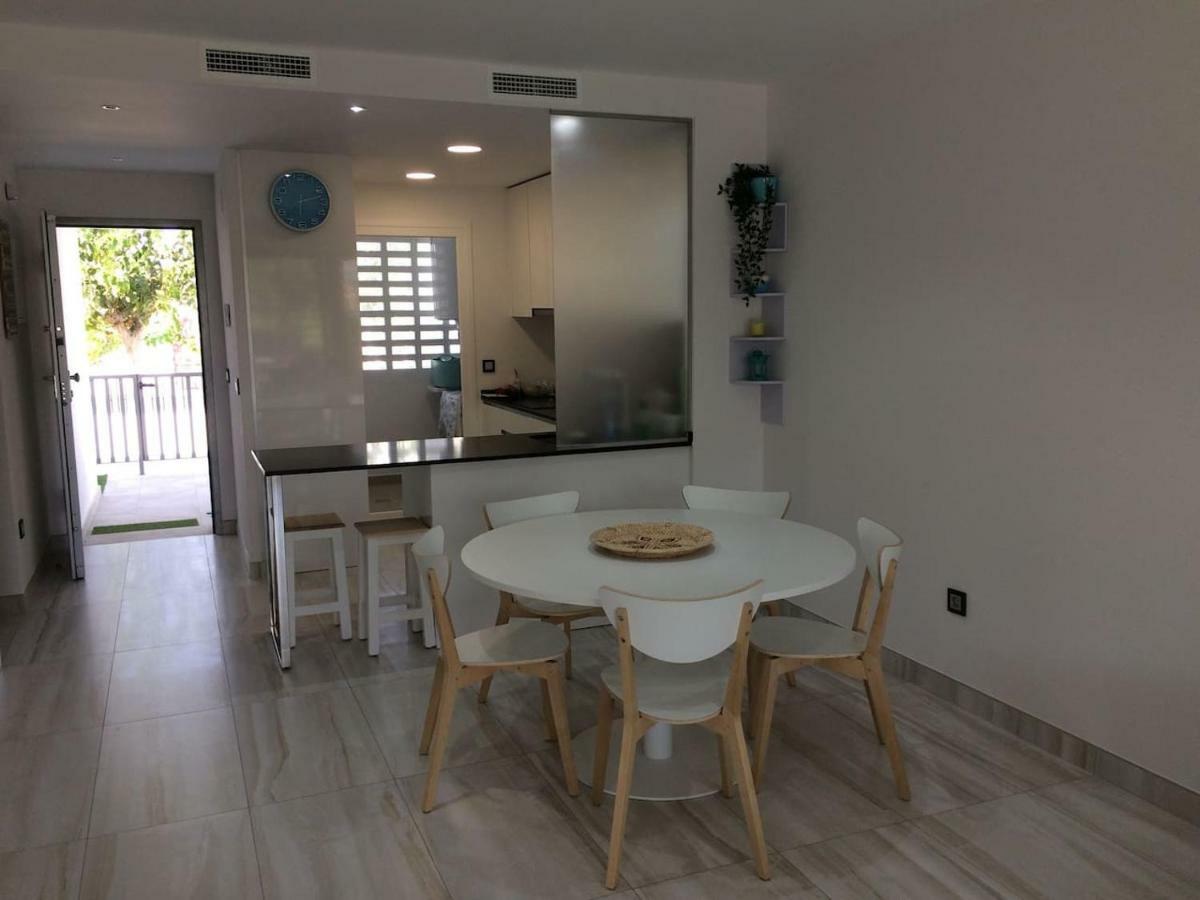 Exclusive New Apartment On The Beach Pilar de la Horadada Εξωτερικό φωτογραφία